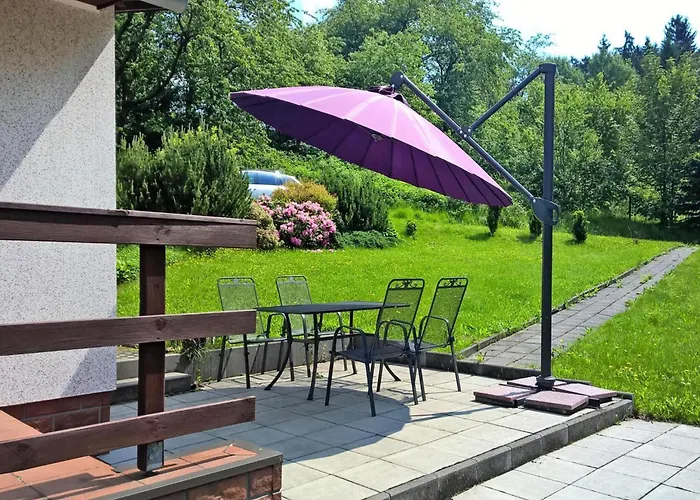 Ferienhaus, Steinbach-hallenberg 펜션 *